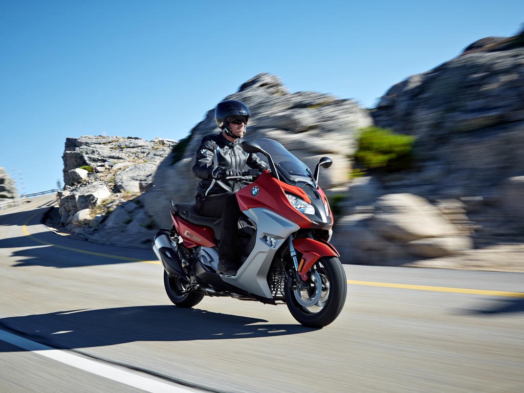 Фото скутера BMW C 650 Sport