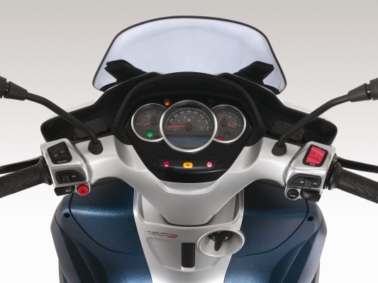 Фото скутера Piaggio Mp3 Yourban 125 ie
